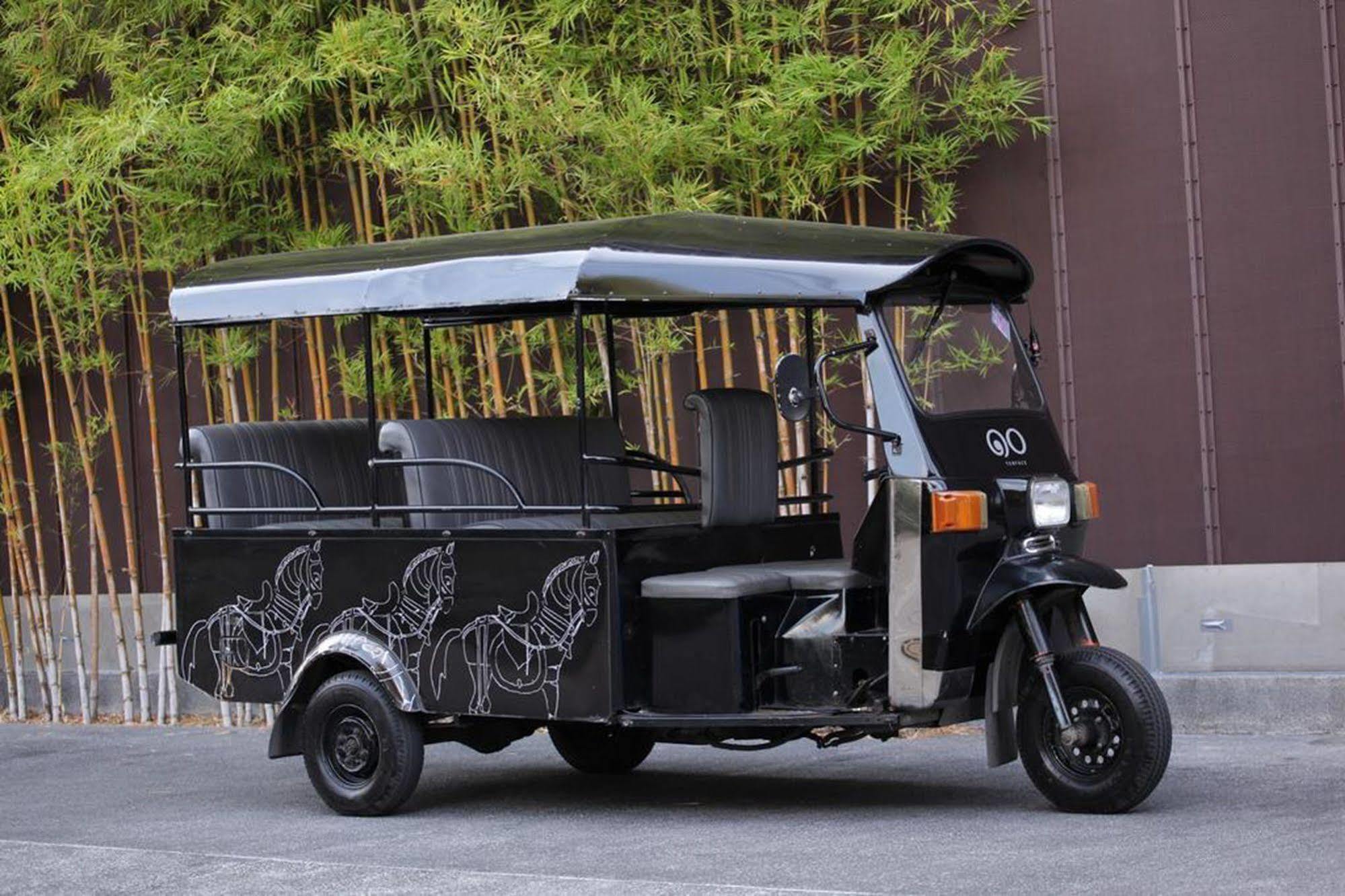 Tenface Bangkok Eksteriør billede